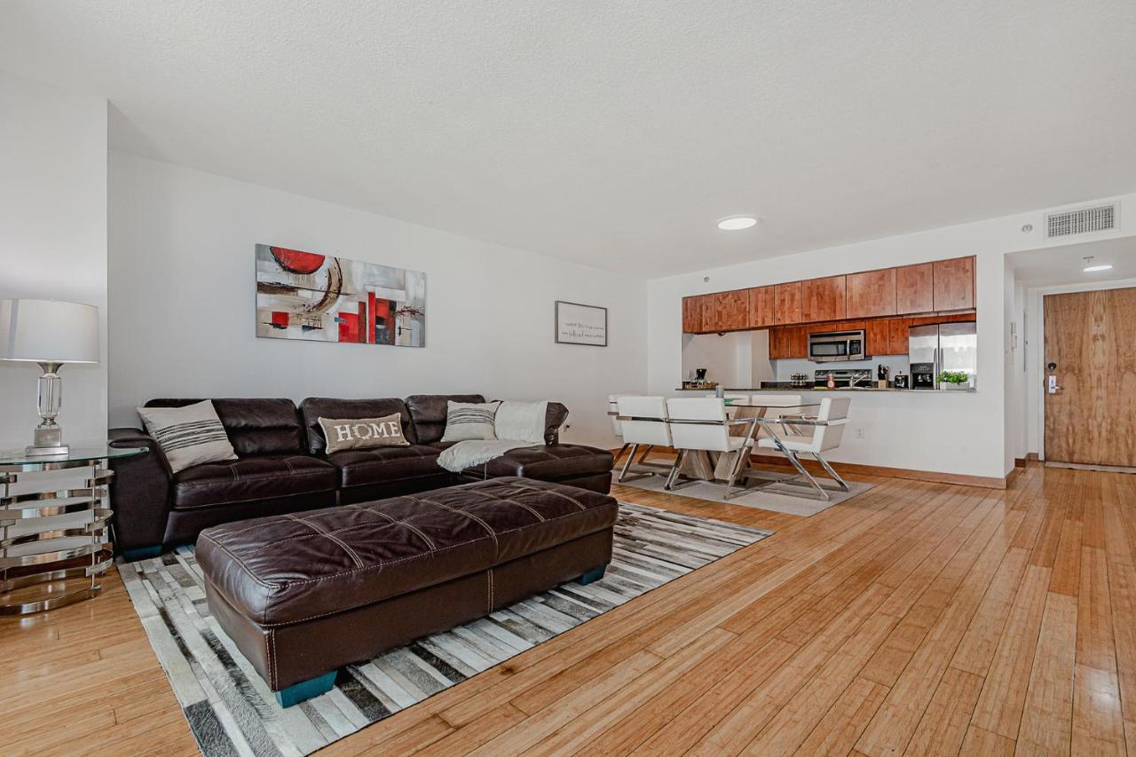 With & Ocean Views! Sleep Up To 6! Apartamento Miami