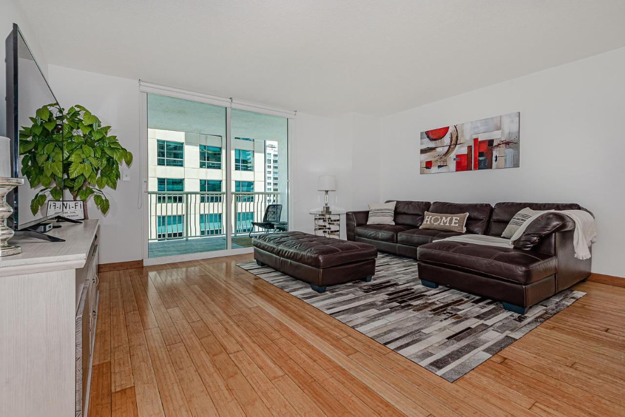 With & Ocean Views! Sleep Up To 6! Apartamento Miami